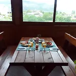 بيت ضيافة Leo بيرات