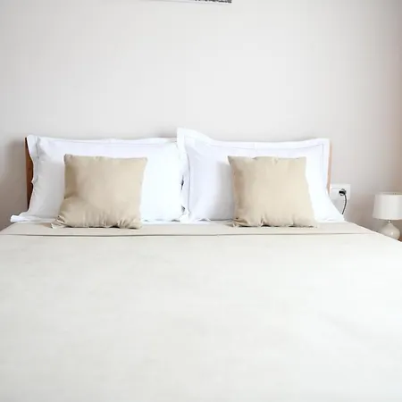 Leo Casa de hóspedes 4*