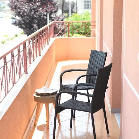 Leo Casa de hóspedes Berati